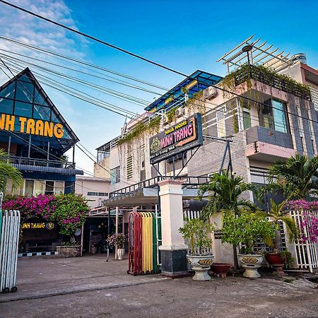 Minh Trang Motel Chau Doc Buitenkant foto