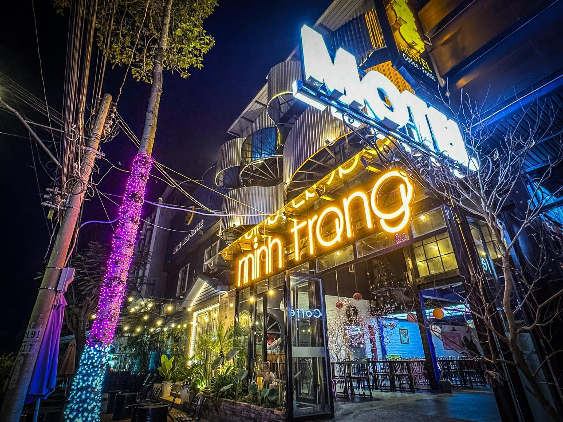 Minh Trang Motel Chau Doc Buitenkant foto