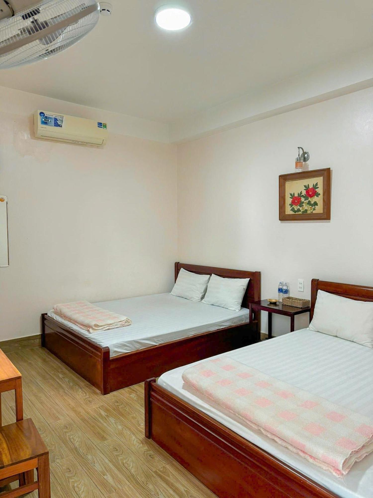 Minh Trang Motel Chau Doc Buitenkant foto